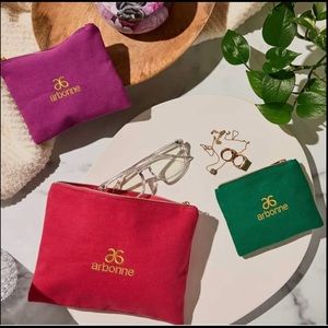 NIP Arbonne Embroidered Clutch Trio Cosmetic Bag Jewel Gold Zipper set of 3